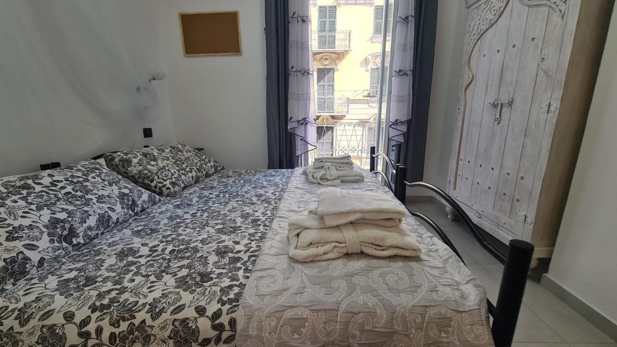 Guest house Amici Holidey Camera Stazione La Spezia